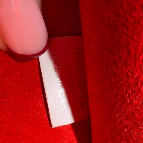 Louis Vuitton x Yayoi Kusama 2023 Monogram Giant Empreinte Neverfull Pouch - Picture 14 of 17